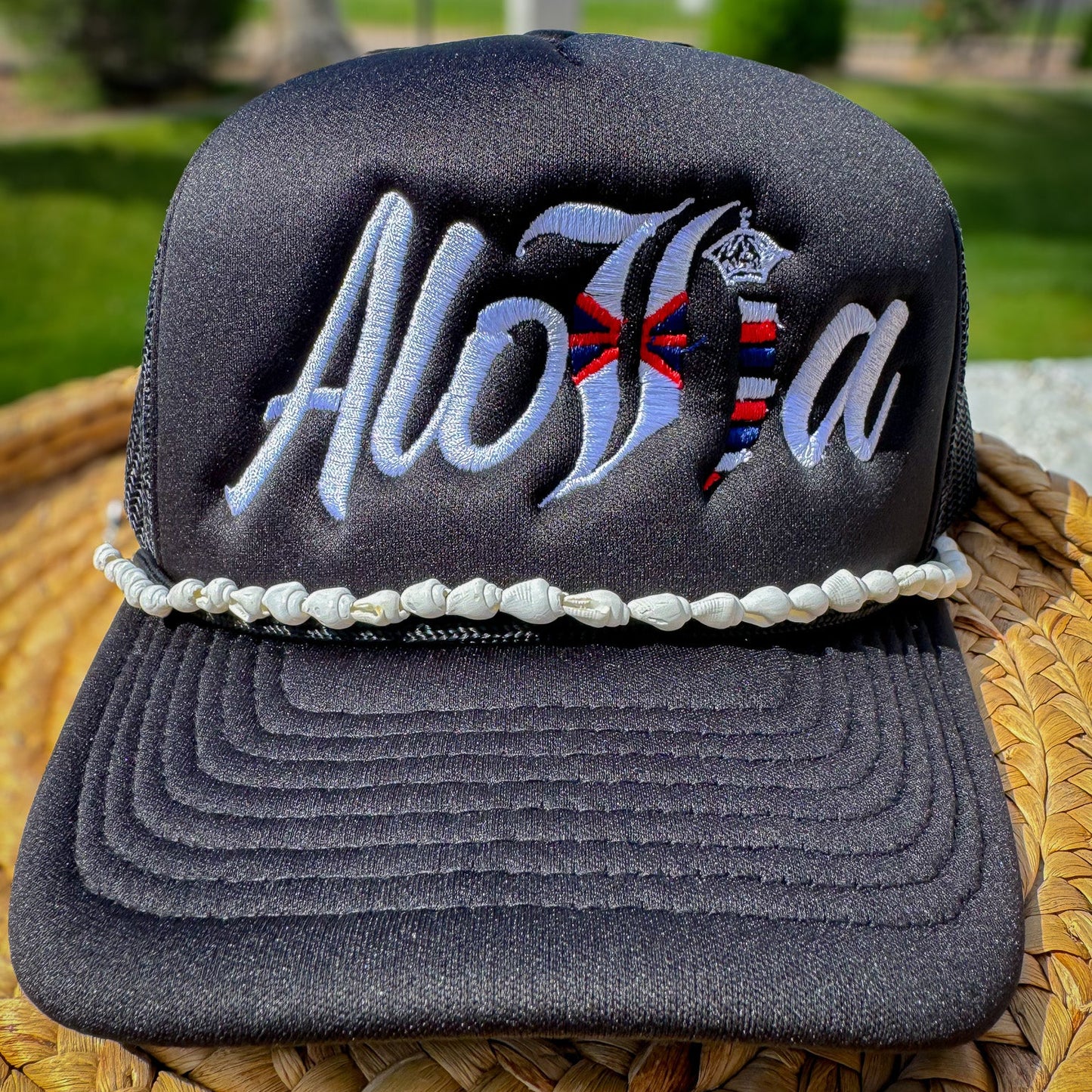 Lei Hat Chain