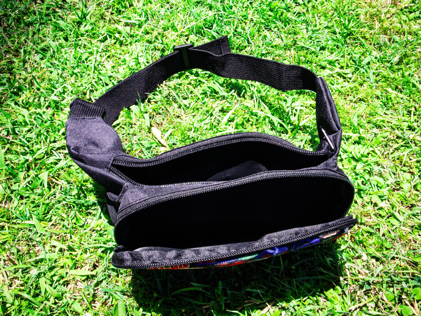 White Palapalai Fanny Pack